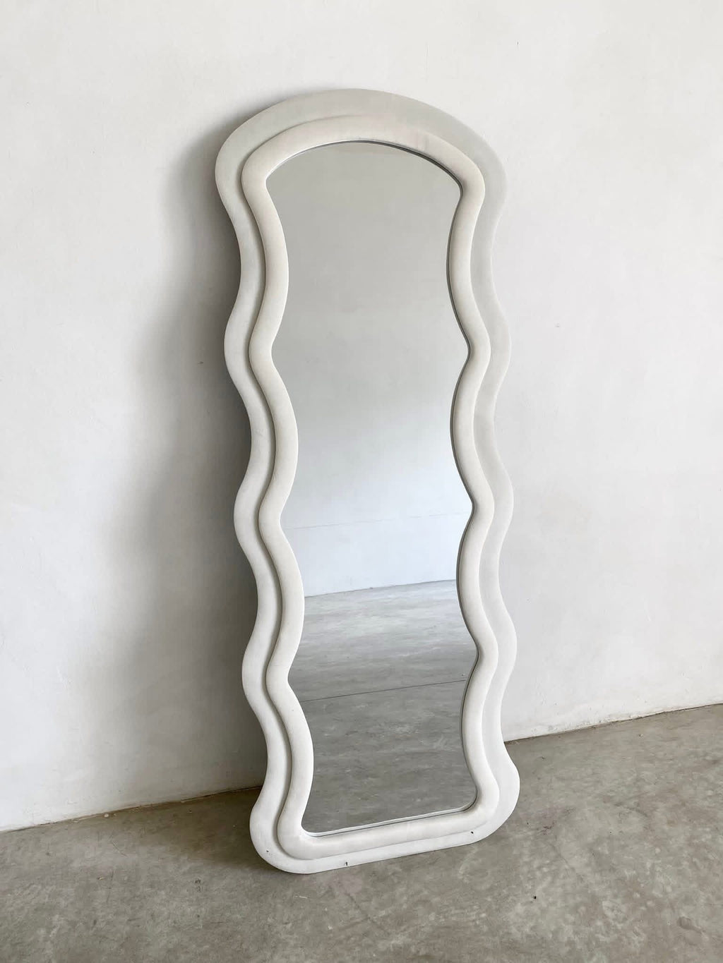 Asymmetrical Mirror